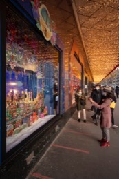 2020;Christmas-decorations;Corona;Covid;Covid-19;Department-Stores;Galeries-Lafayette;Kaleidos;Kaleidos-images;Paris-9;Tarek-Charara